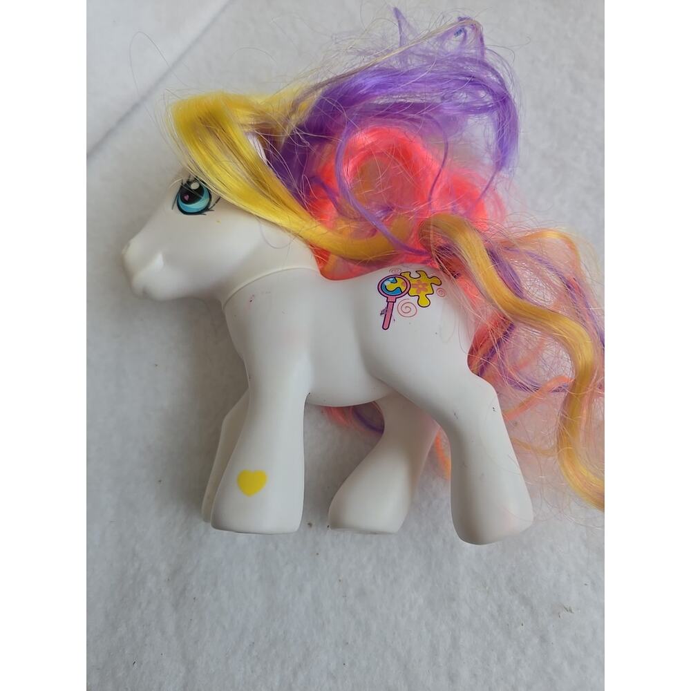 My Little Pony G3 Puzzlemint Hasbro 2005 Pink Yellow Purple Mane